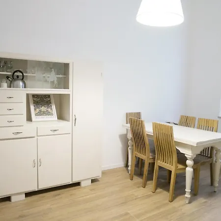 Anita Bnb 아파트